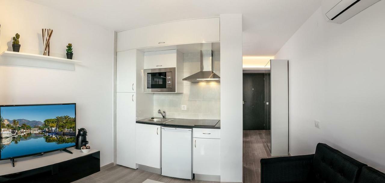 Empuria Beach D-Luxe Empuriabrava Exteriér fotografie